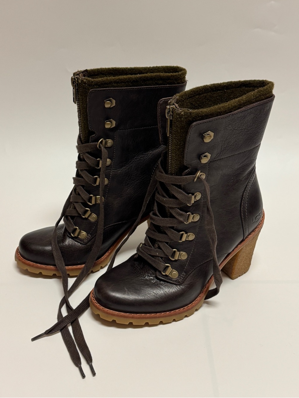 UGG Fabrice Lace up Boots